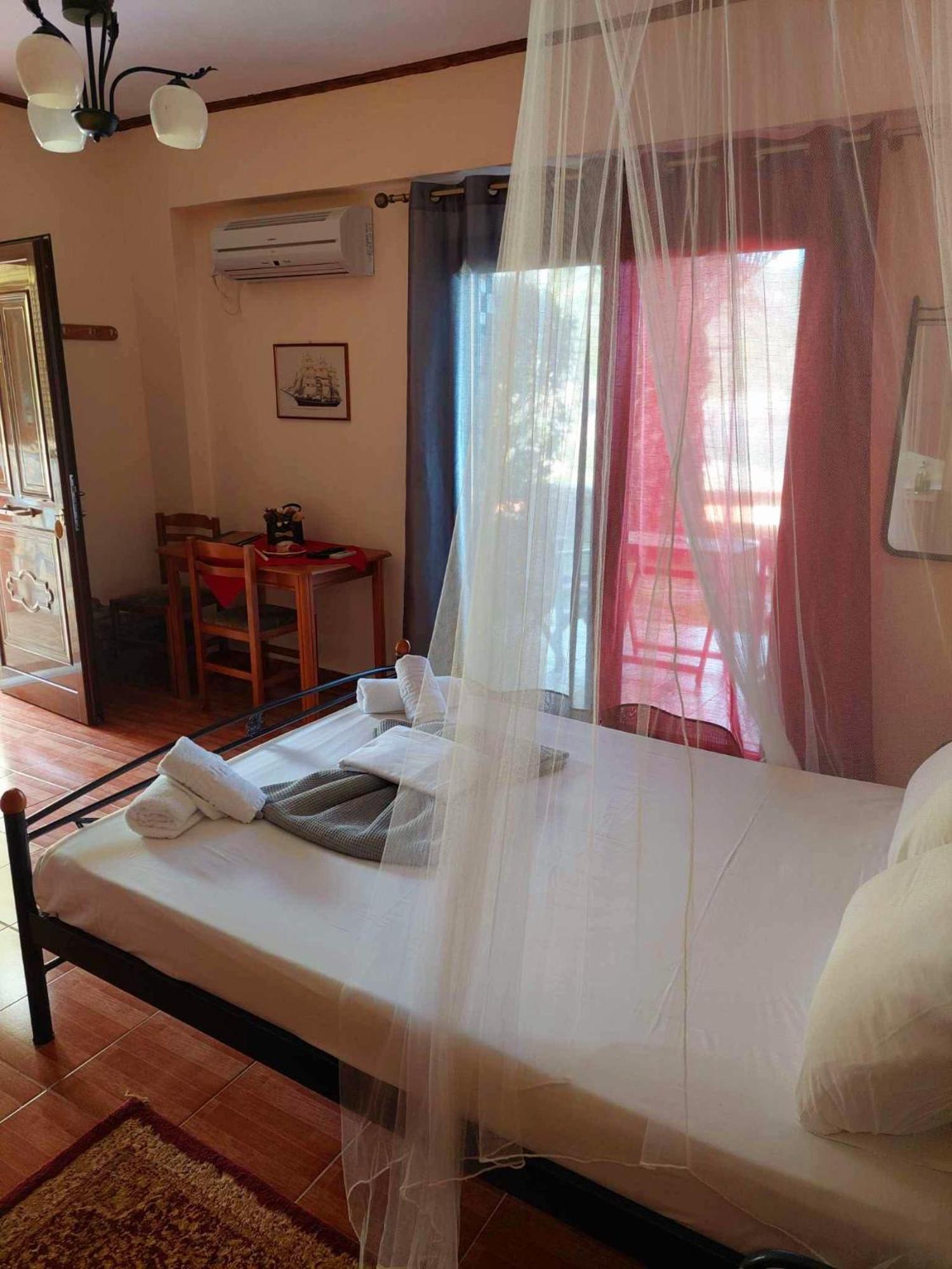 Apartmán Lithoktisto Limniónas Exteriér fotografie